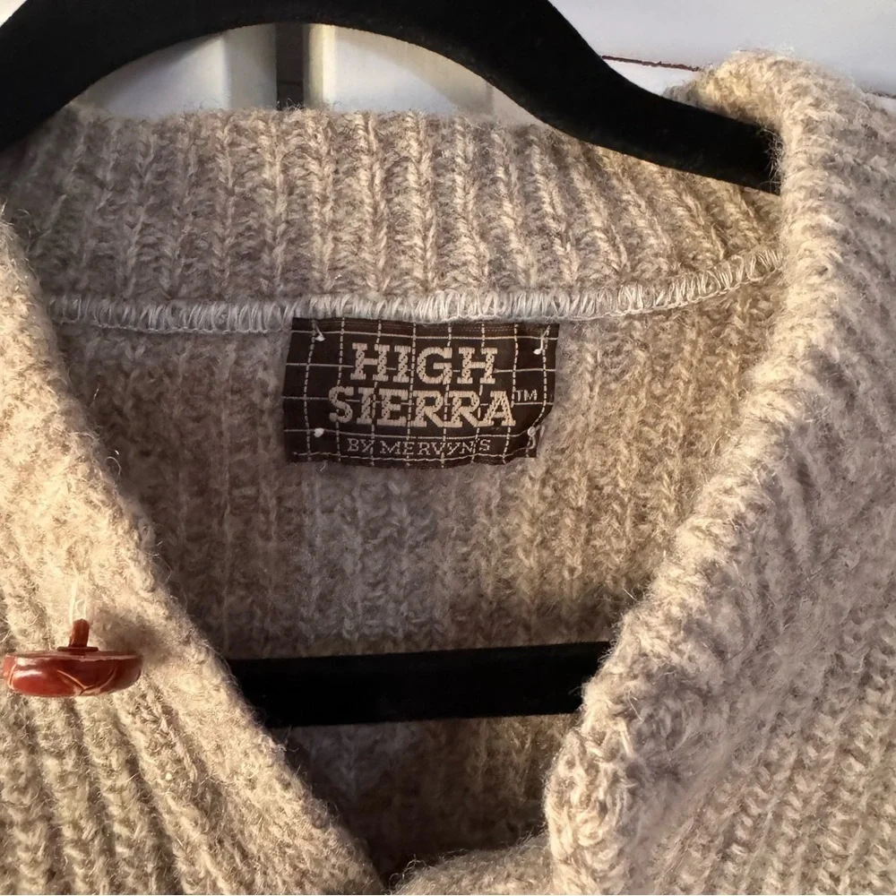 Vintage 80’s/90’s High Sierra Mervyns Men's Tan Wool Crewneck Sweater